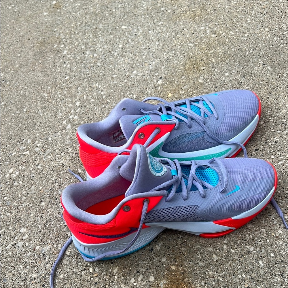 Nike Stylish Light Purple and Coral Footwear! Giannis Antetokounmpo’s Collection